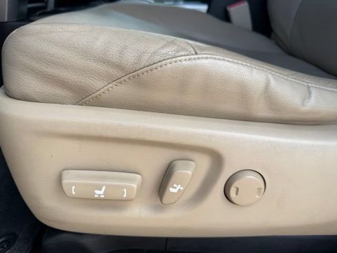 Used 2013 Toyota 4Runner Limited RWD image 14