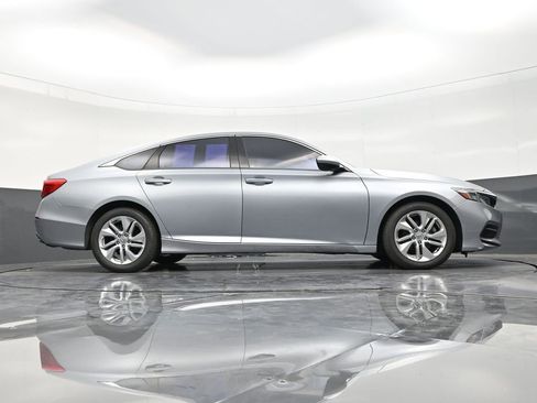 Used 2019 Honda Accord LX image 25