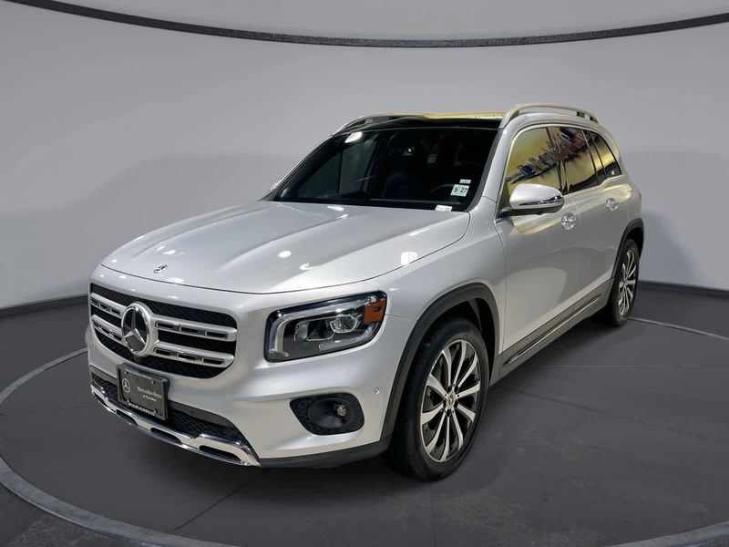 Certified 2022 Mercedes-Benz GLB 250 4MATIC image 1