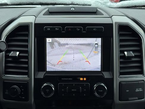 Used 2019 Ford F350 Lariat w/ Chrome Package image 4