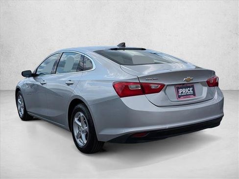 Used 2018 Chevrolet Malibu LS FWD image 8