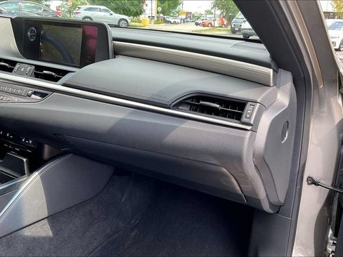 Used 2021 Lexus ES 350 F Sport w/ Accessory Package FWD image 19