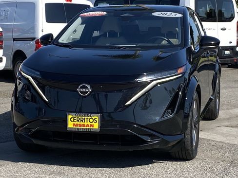 Certified 2023 Nissan Ariya FWD image 7