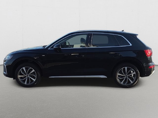Used 2023 Audi Q5 2.0T Premium w/ Convenience Package AWD/4WD image 8