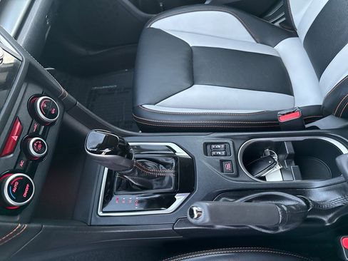 Used 2020 Subaru Crosstrek 2.0i Limited w/ Moonroof Package image 19