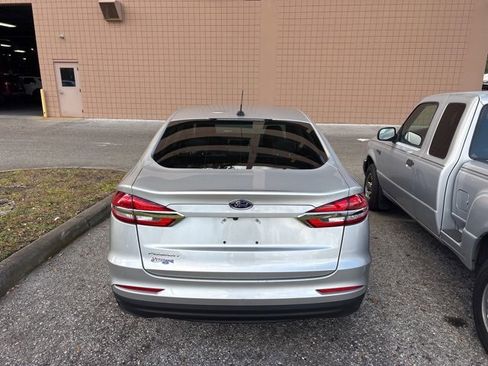 Used 2019 Ford Fusion S image 5