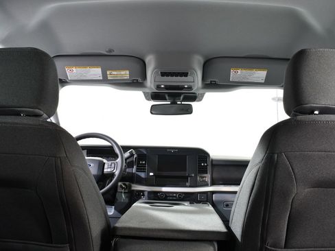 New 2026 Ford F550 4x4 Crew Cab w/ XLT Value Package image 17