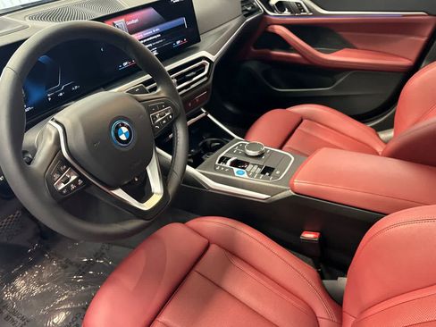 Used 2023 BMW i4 eDrive35 RWD image 11
