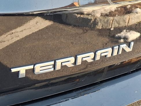 Used 2020 GMC Terrain SLT w/ Preferred Package image 32