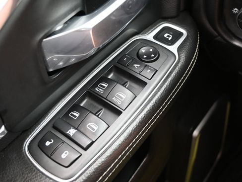 Used 2020 RAM 3500 Laramie w/ Night Edition image 25