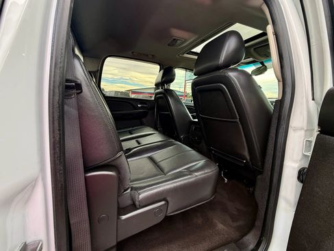 Used 2014 Chevrolet Silverado 2500 LTZ AWD/4WD image 13
