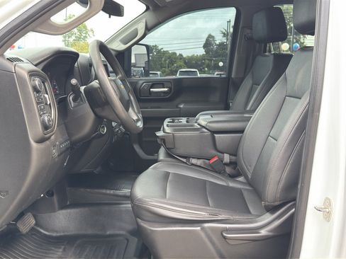 Used 2024 Chevrolet Silverado 2500 W/T w/ WT Convenience Package AWD/4WD image 9