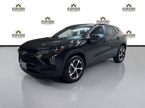 New 2026 Chevrolet Trax RS w/ Driver Confidence Package image 1