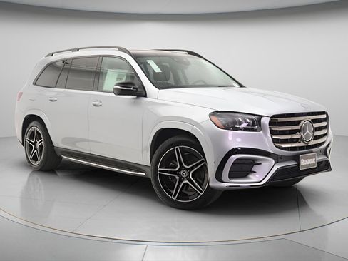 New 2026 Mercedes-Benz GLS 450 4MATIC image 13