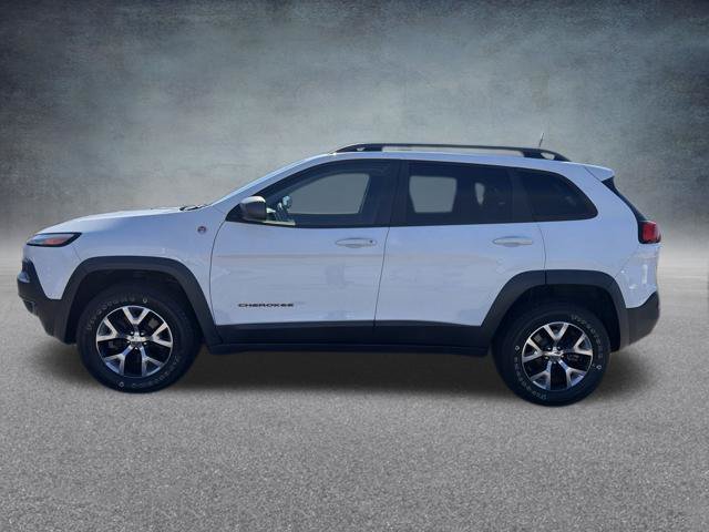 Used 2016 Jeep Cherokee Trailhawk AWD/4WD image 10