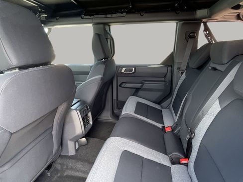 New 2026 Ford Bronco Big Bend AWD/4WD image 18