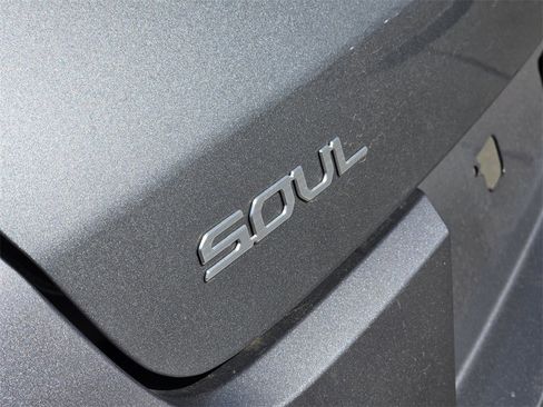 Certified 2025 Kia Soul S image 16