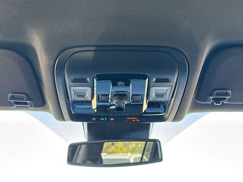 New 2026 Chevrolet Suburban Premier image 14