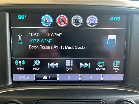 Used 2018 GMC Sierra 2500 Denali w/ Duramax Plus Package AWD/4WD image 16