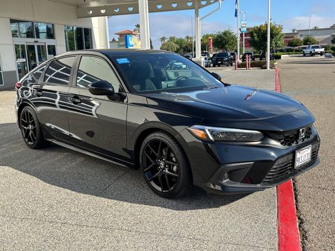 Used 2024 Honda Civic Sport image 3