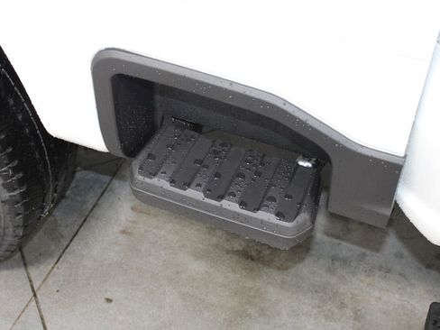 New 2026 Ford F250 Platinum image 15