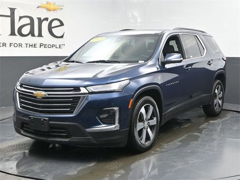 Used 2023 Chevrolet Traverse LT w/ LT Premium Package image 34