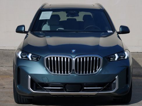 Used 2024 BMW X5 xDrive50e w/ Executive Package AWD/4WD image 55