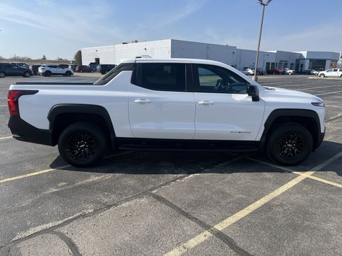 Used 2024 Chevrolet Silverado EV W/T image 7