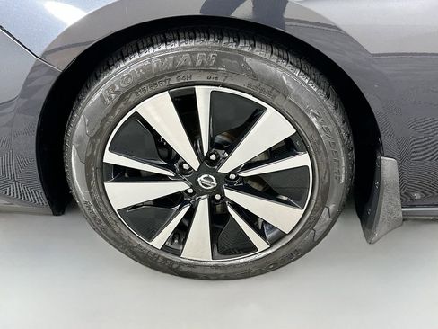 Used 2019 Nissan Altima 2.5 SV FWD image 31