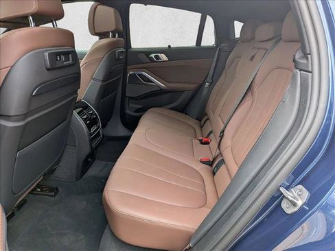 Used 2022 BMW X6 M50i w/ Executive Package image 19