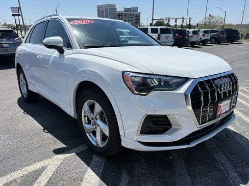 Used 2020 Audi Q3 2.0T Premium w/ Convenience Package AWD/4WD image 7