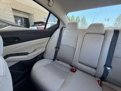 Used 2025 Nissan Altima 2.5 SV FWD image 36
