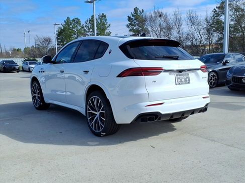 New 2026 Maserati Grecale Modena image 8