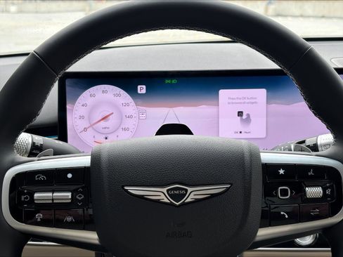 New 2026 Genesis GV70 2.5T Advanced AWD/4WD image 10