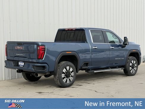 New 2026 GMC Sierra 2500 Denali w/ Denali Reserve Package AWD/4WD image 4