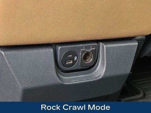 Used 2022 Ford F150 Lariat image 19