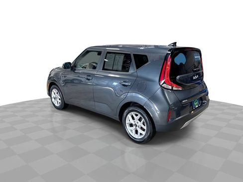 Used 2024 Kia Soul LX w/ Option Group 015 FWD image 7