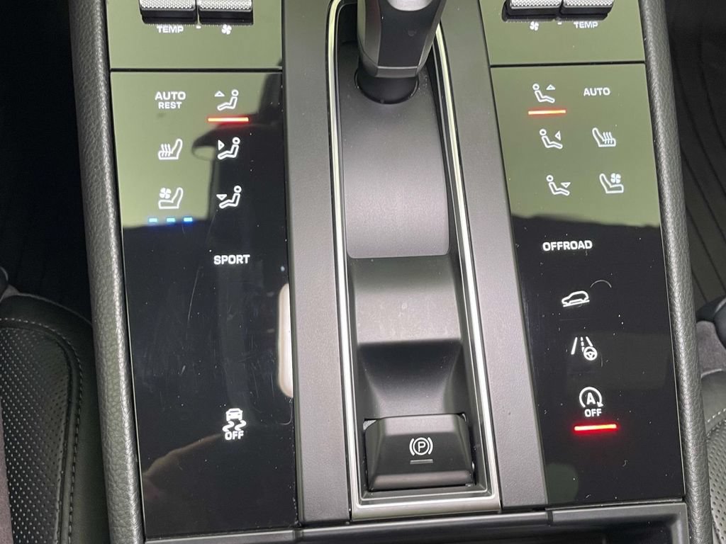 Certified 2023 Porsche Panamera 4 AWD/4WD image 80