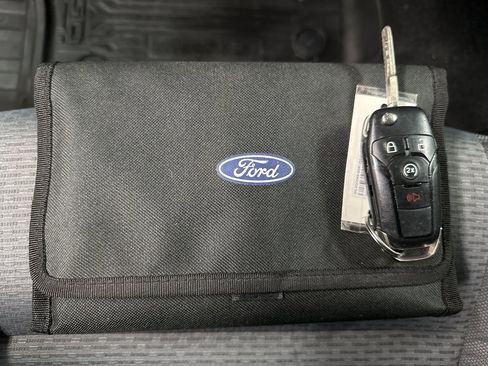 Used 2017 Ford F150 XLT w/ Equipment Group 302A Luxury image 37