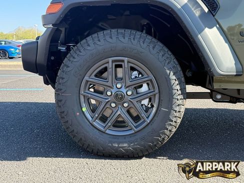 New 2026 Jeep Wrangler Unlimited Sport AWD/4WD image 10