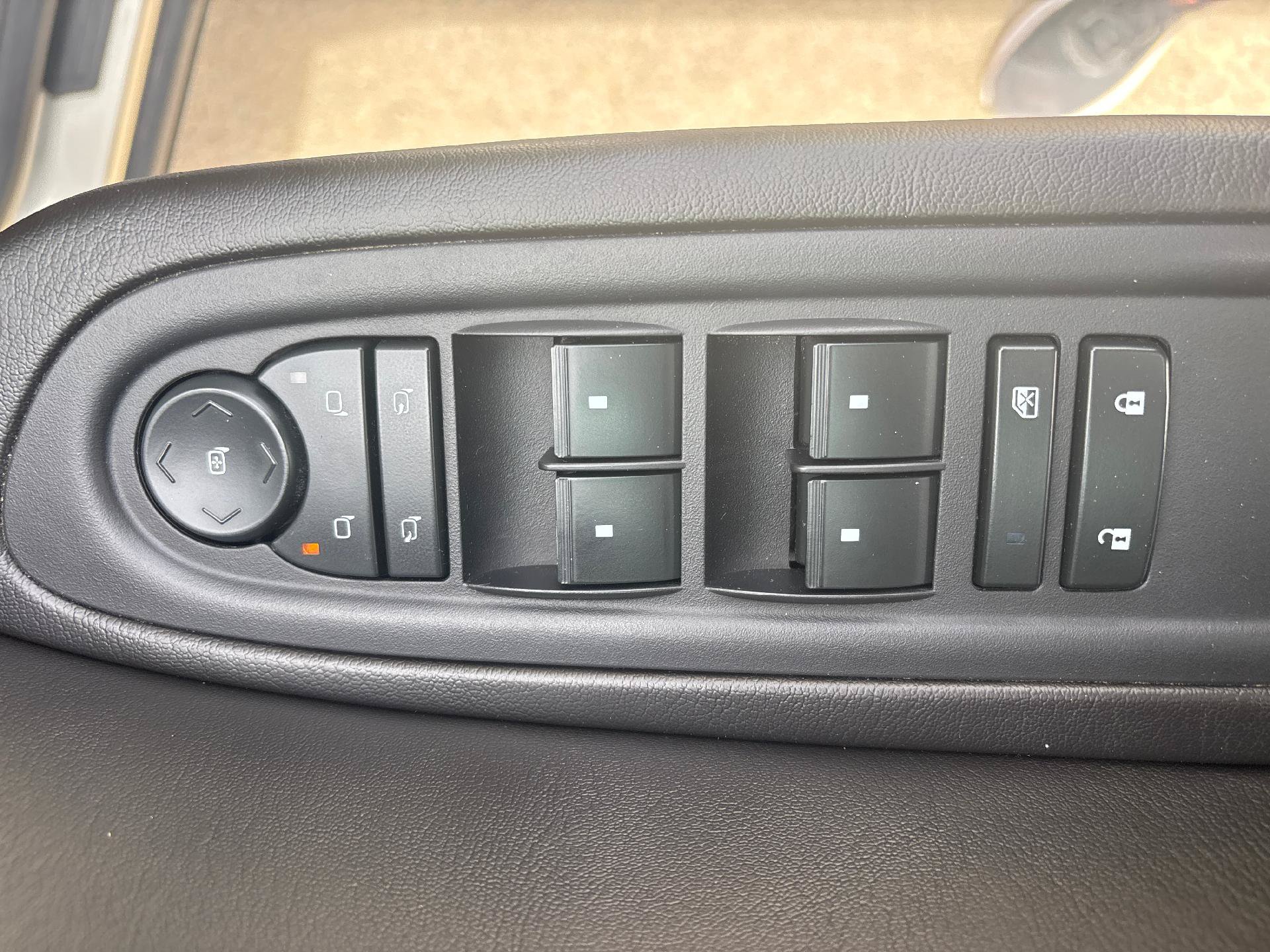 Used 2017 GMC Acadia Limited SLT AWD/4WD image 20