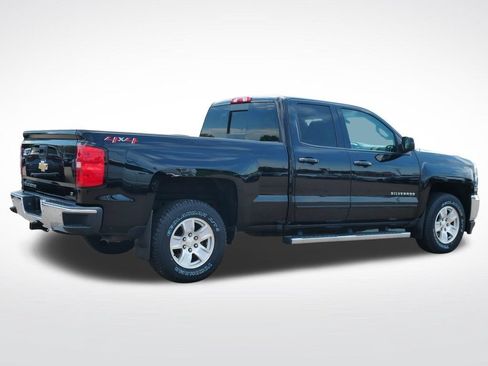 Used 2018 Chevrolet Silverado 1500 LT w/ All Star Edition AWD/4WD image 3