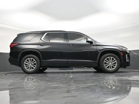 Used 2023 Chevrolet Traverse LT FWD image 22