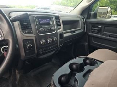 Used 2018 RAM 2500 Tradesman AWD/4WD image 9