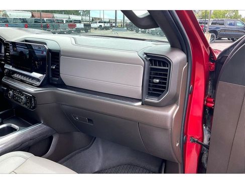 Used 2023 Chevrolet Silverado 1500 LTZ w/ Technology Package AWD/4WD image 18