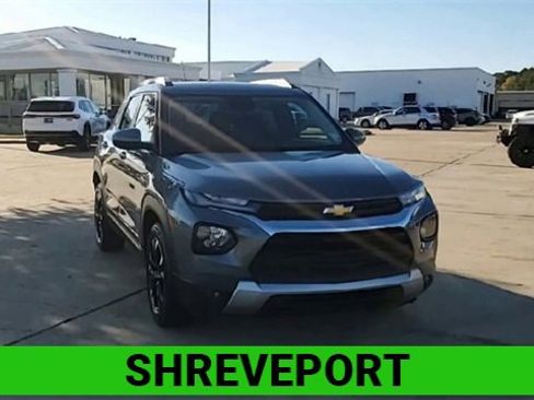 Certified 2022 Chevrolet TrailBlazer LT w/ Convenience Package image 3