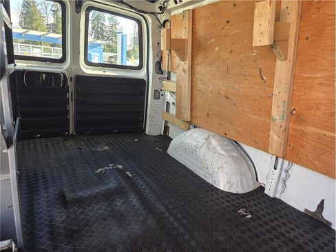 Used 2019 Chevrolet Express 2500 w/ Driver Convenience Package image 25