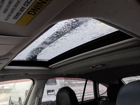 Used 2014 Subaru Crosstrek 2.0i Limited image 14