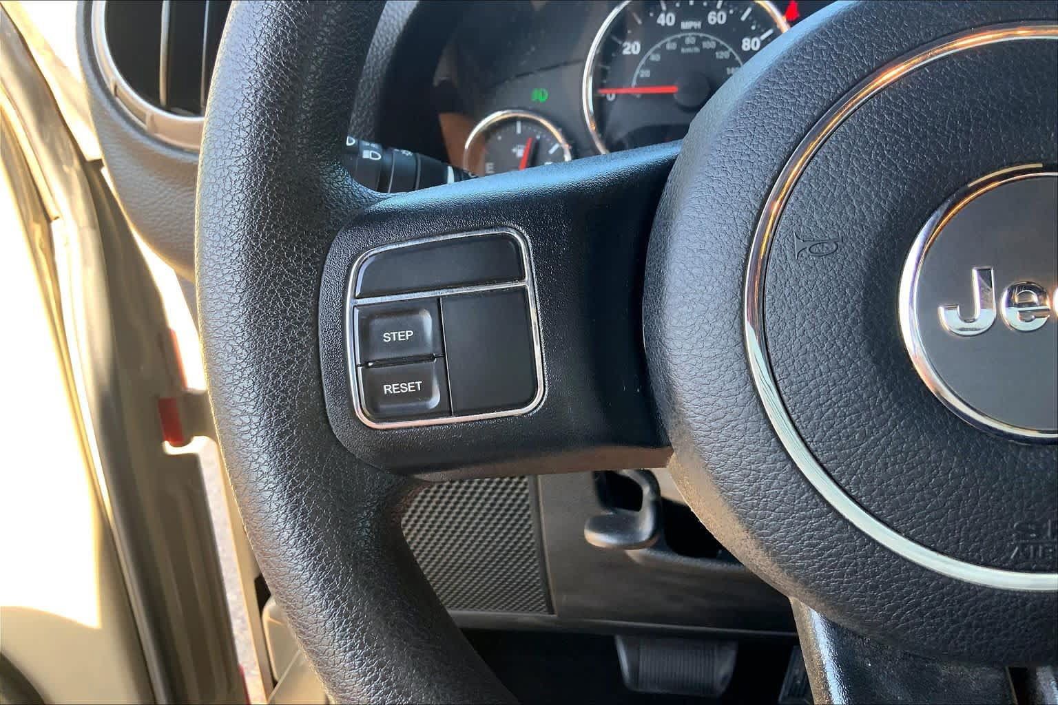 Used 2017 Jeep Wrangler Sport AWD/4WD image 24