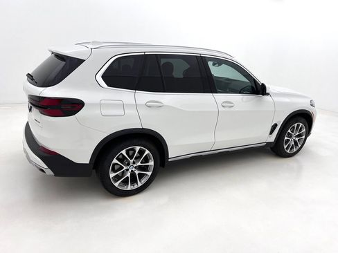 Used 2026 BMW X5 xDrive40i w/ Premium Package AWD/4WD image 6